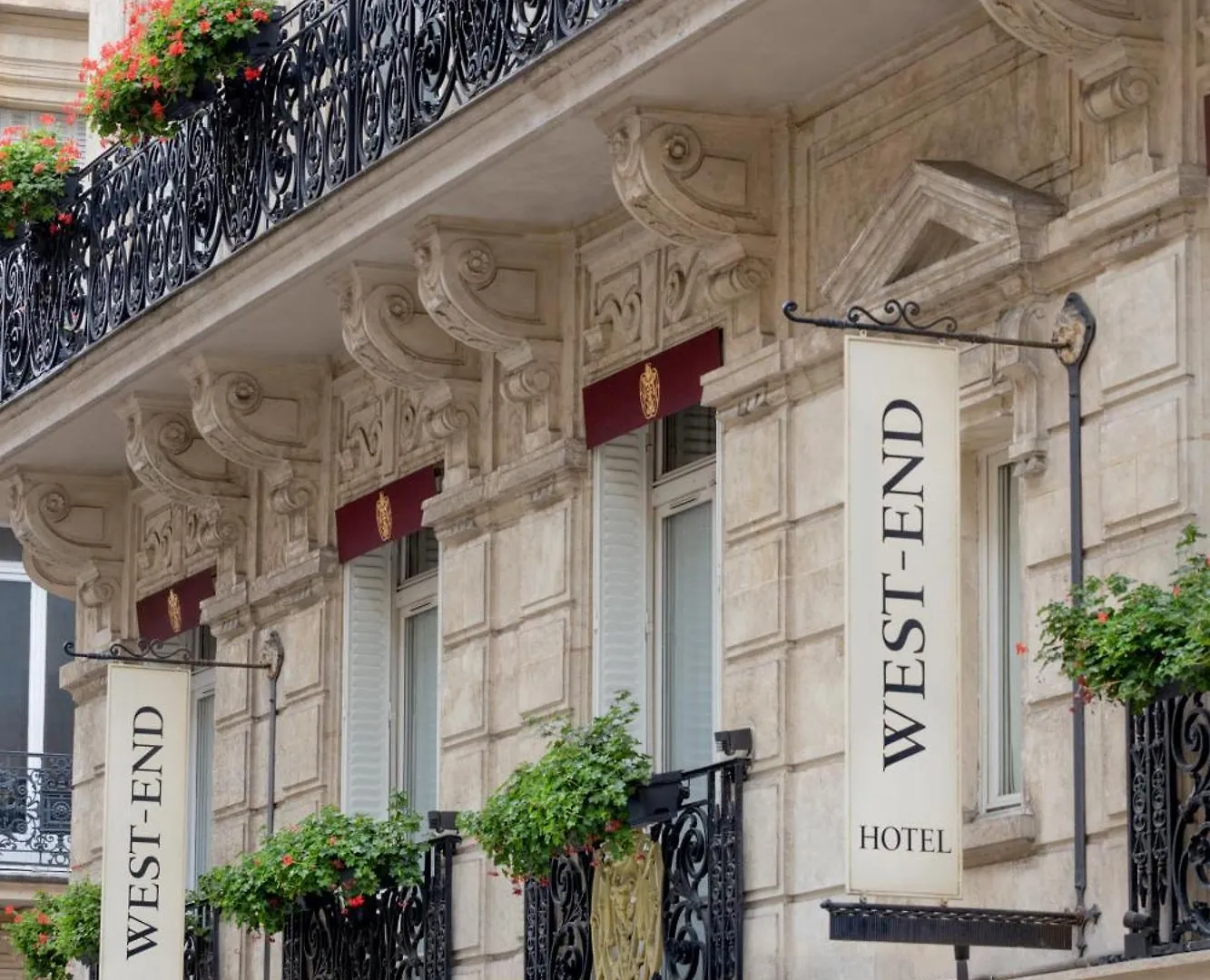 Hotel West-End Paris 4*,